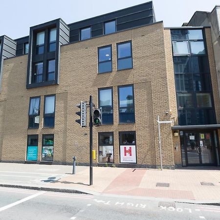 Zeni Studio, In Vauxhall London Luaran gambar