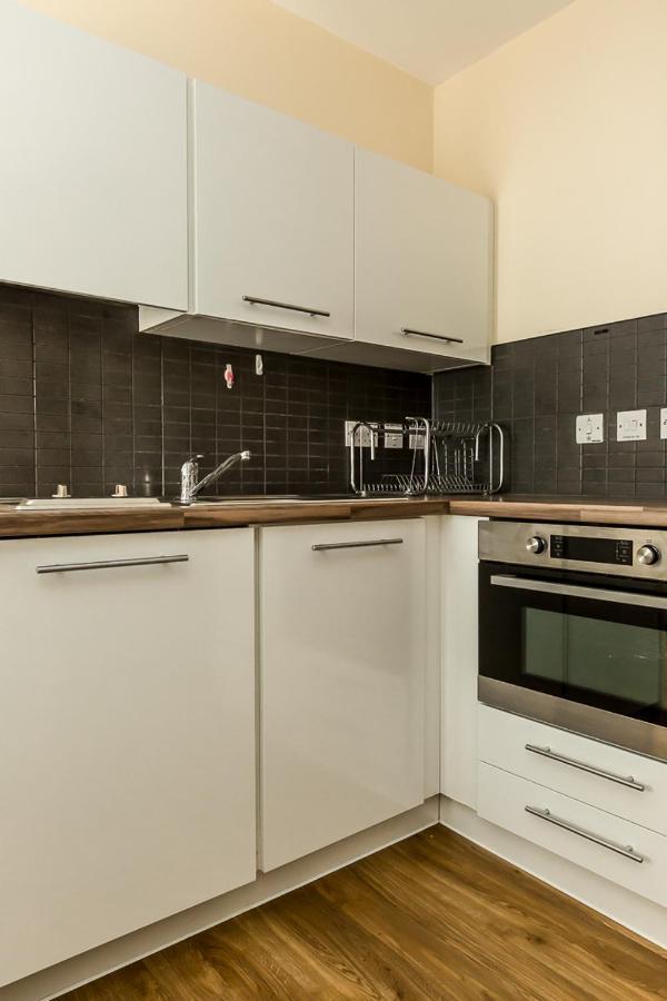 Zeni Studio, In Vauxhall London Luaran gambar